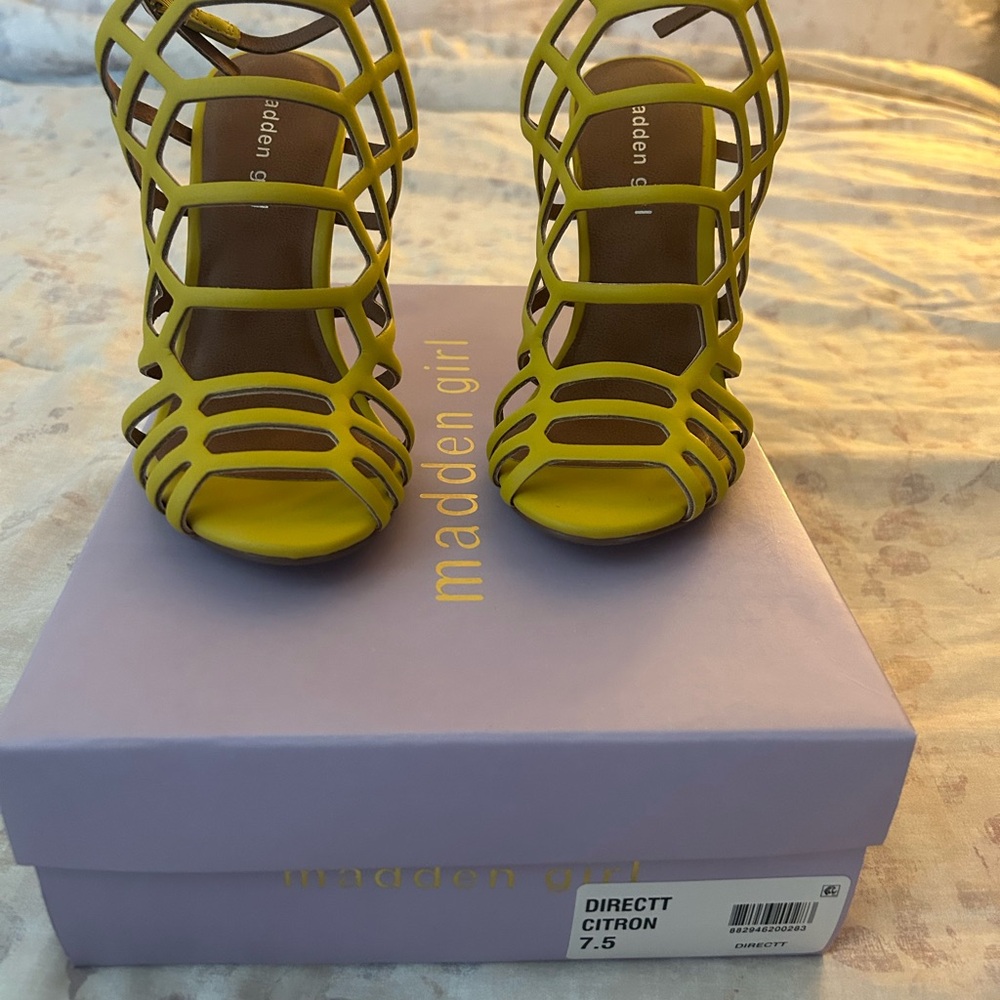 *NEW* Madden Girl Yellow Strappy Heels